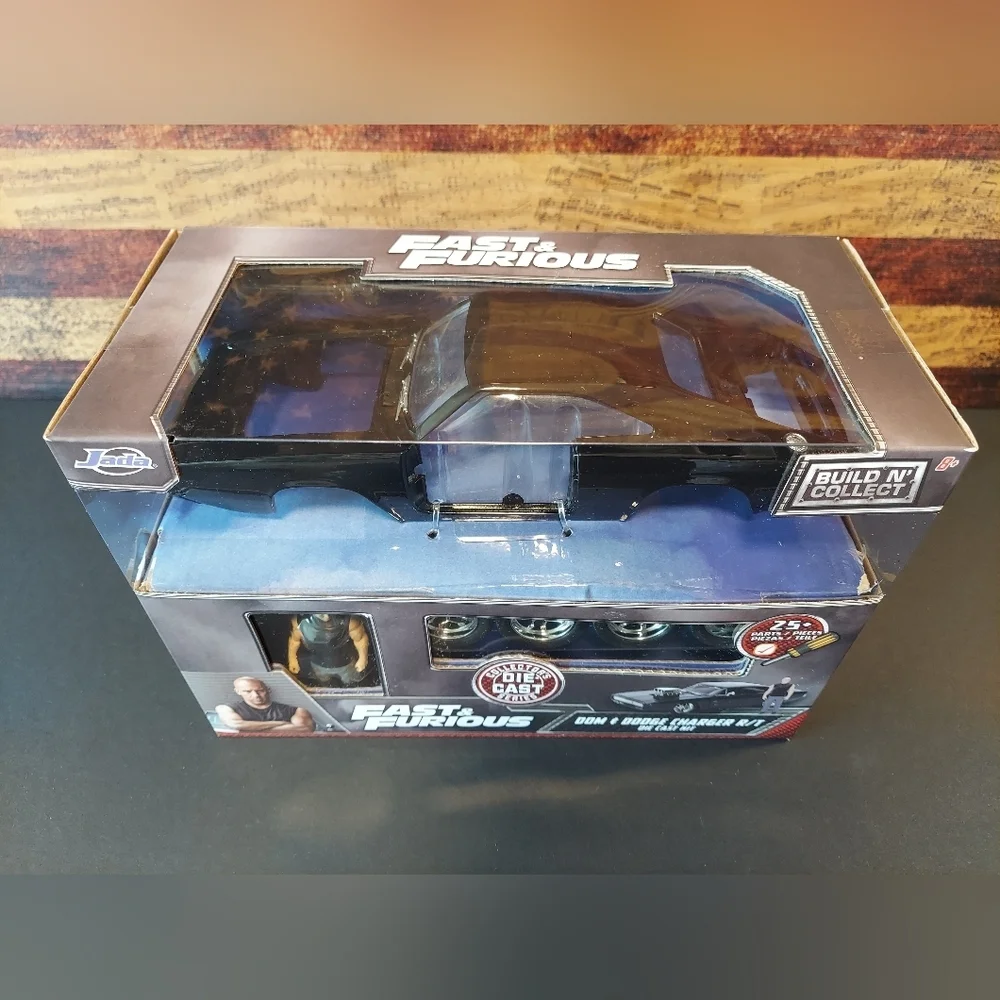 DODGE CHARGER R/T DIECAST KIT